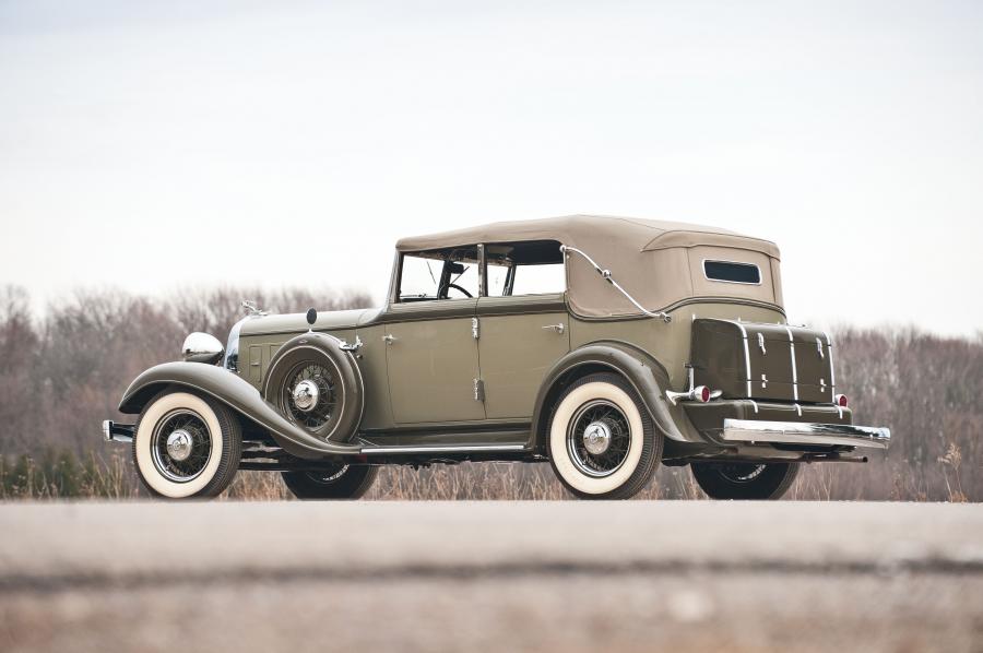  Chrysler Imperial CQ Convertible Sedan 1933 года  (фото 22 из 22)